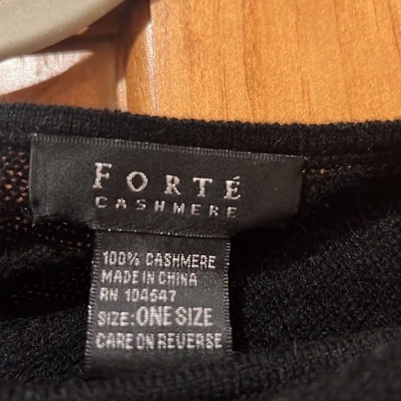 Forte Cashmere poncho - Picture 4 of 5